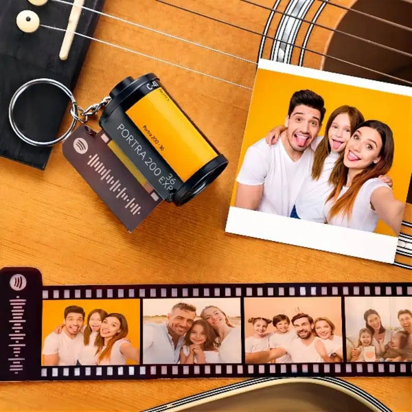 Chaveiro com Fotos Personalizadas Filme Retrô + Box