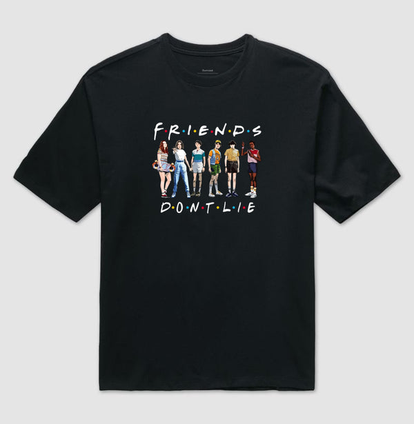 Camiseta Stranger Things Friends Don't Lie Oversized