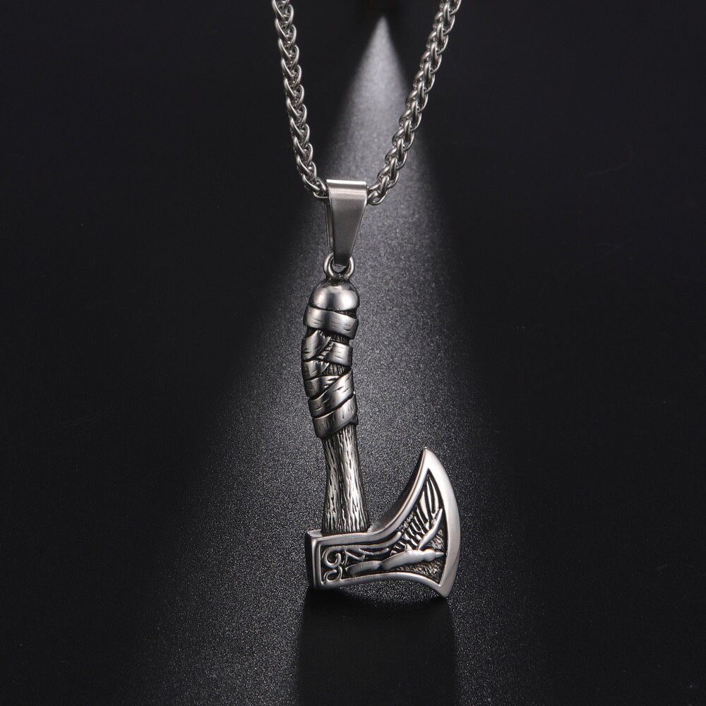 Cordão Machado de Odin Aço Inox - Símbolo de Força e Coragem Viking - Socialnerd Presentes e Alianças Geek